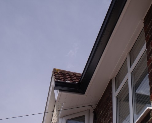 Seamless Aluminium Guttering Roofline View