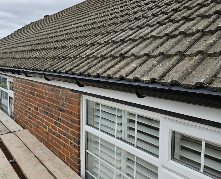 finlock-concrete-gutters-tadworth-4